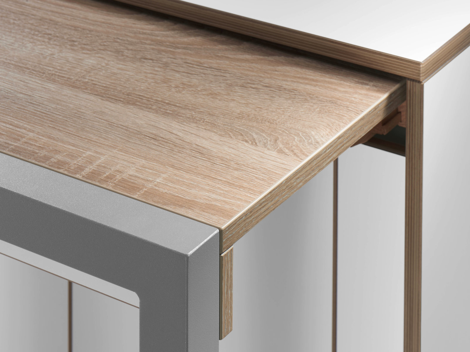 Sideboard mit ausziehbarem Tisch und Flügeltüren | Alwin's & Room Sideboard